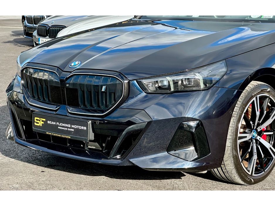 2025 BMW i5