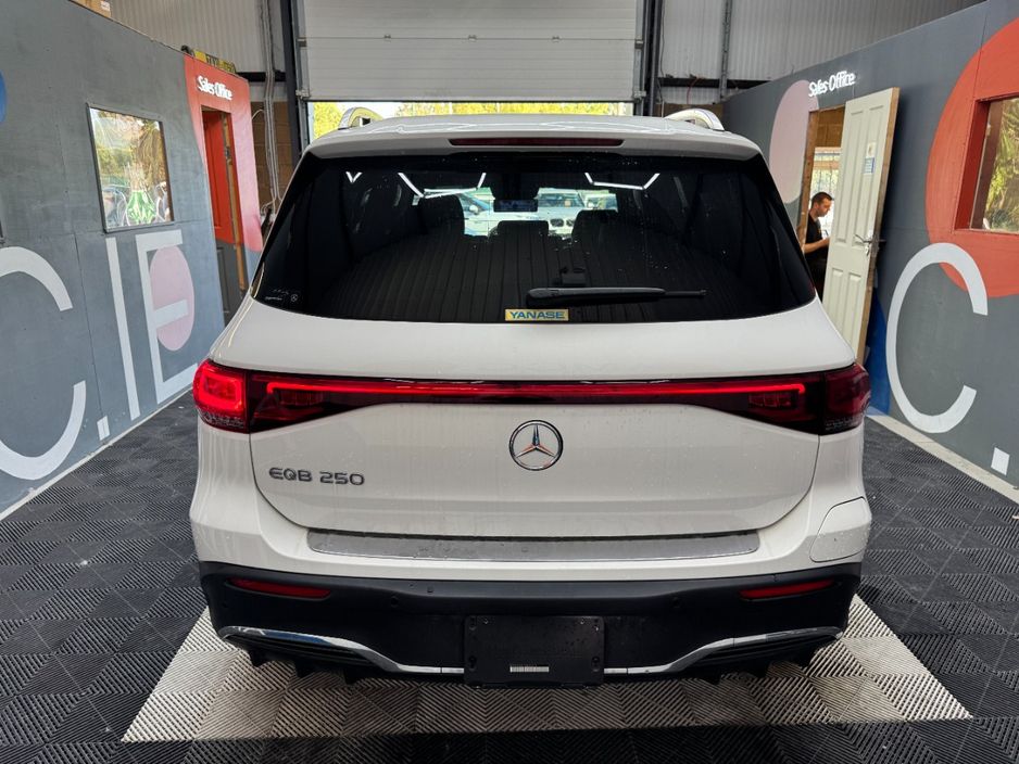 2023 Mercedes-Benz EQB