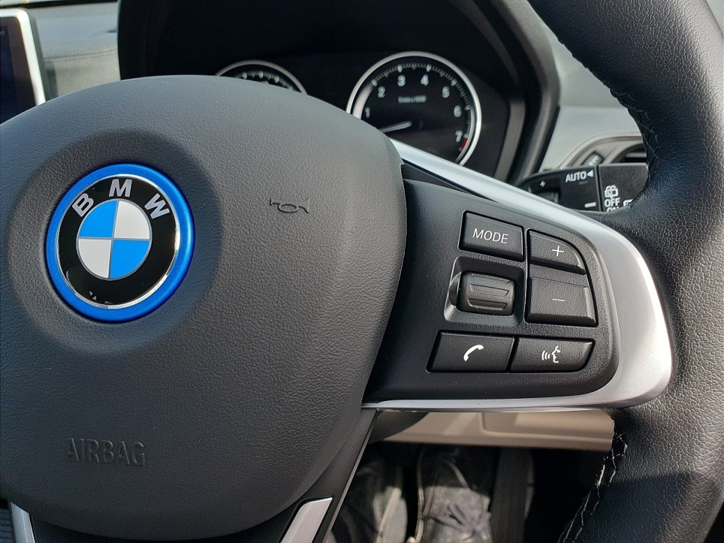 2022 BMW X1