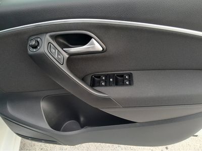 2016 Volkswagen Polo