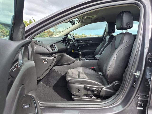 2022 Opel Insignia