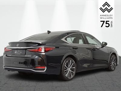2023 Lexus ES 300h