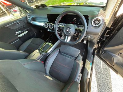 2025 Mercedes-Benz EQB