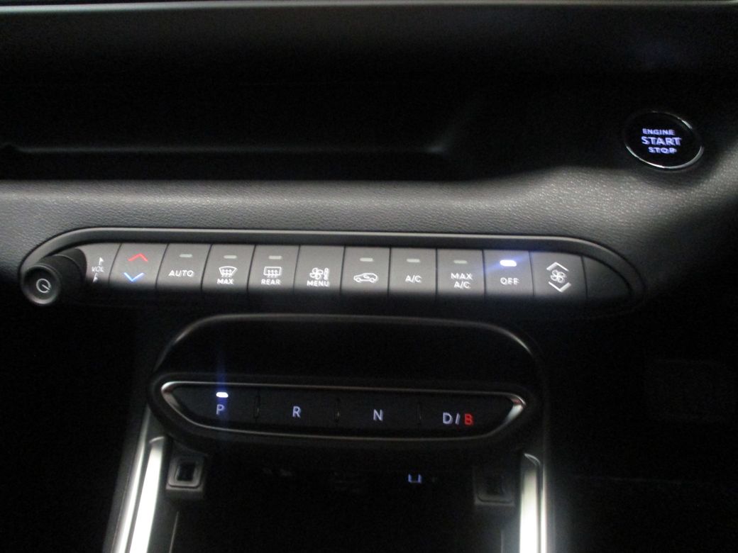 2025 Jeep Avenger