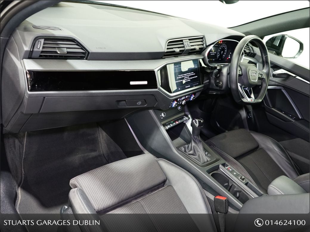 2022 Audi Q3