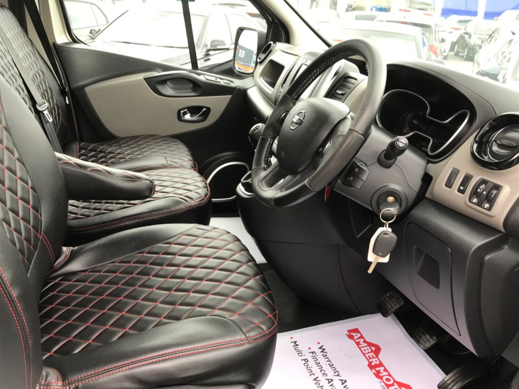 2018 Nissan NV300