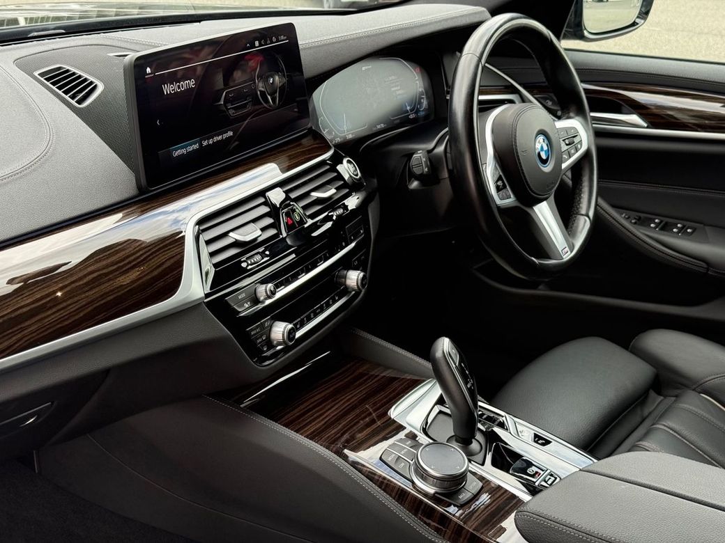 2023 BMW 5 Series