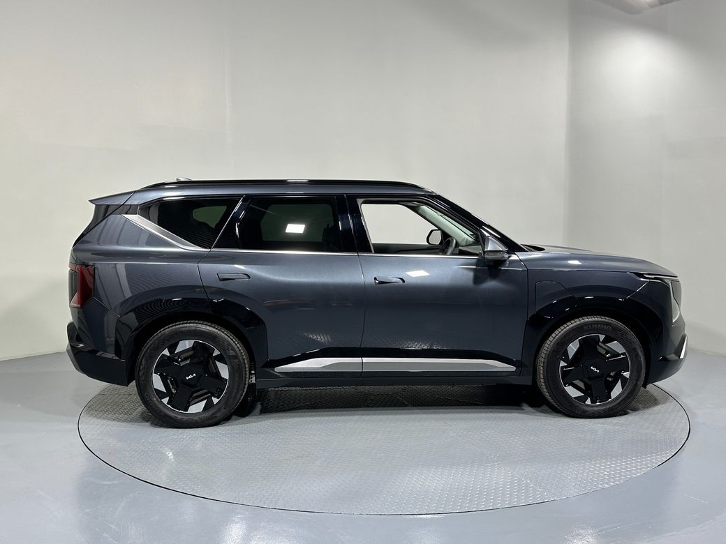 2026 Kia EV5