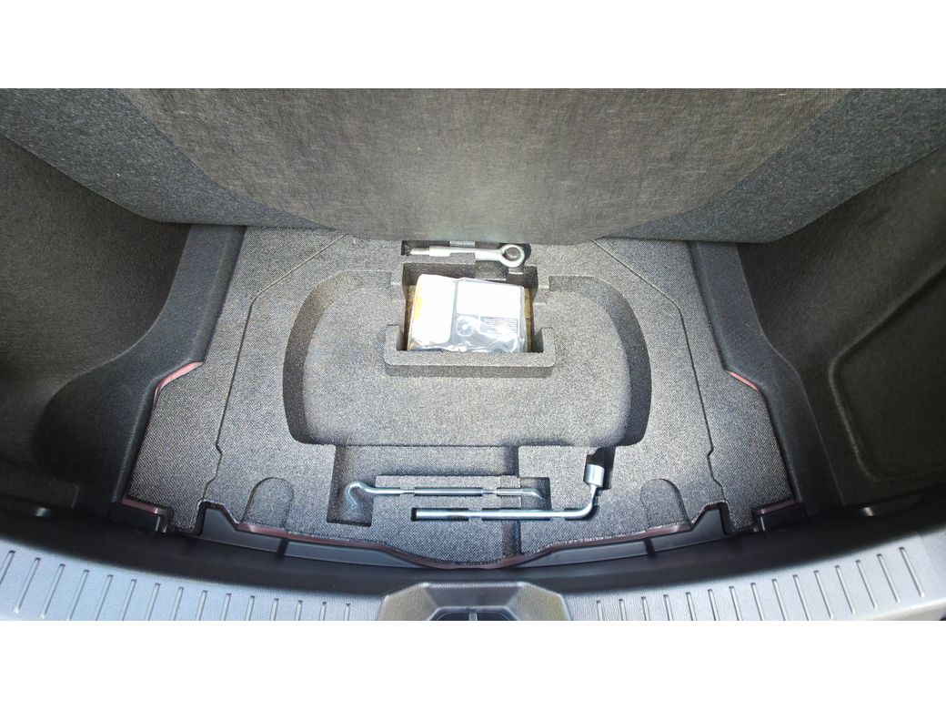 2018 Mazda Axela