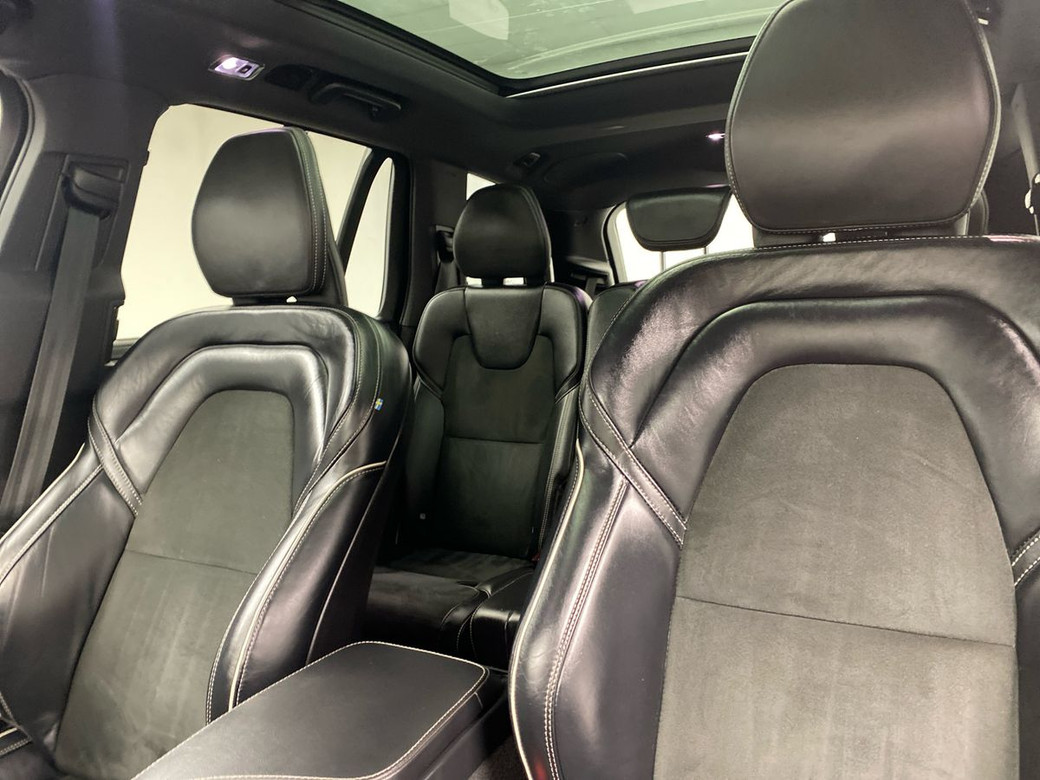 2022 Volvo XC90