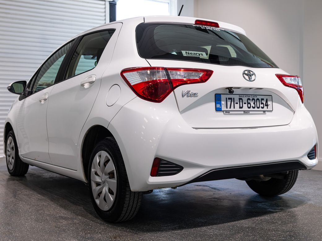 2017 Toyota Vitz