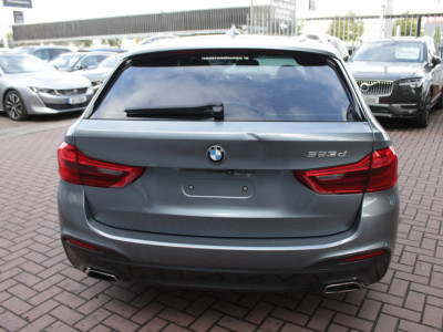 2017 BMW 523