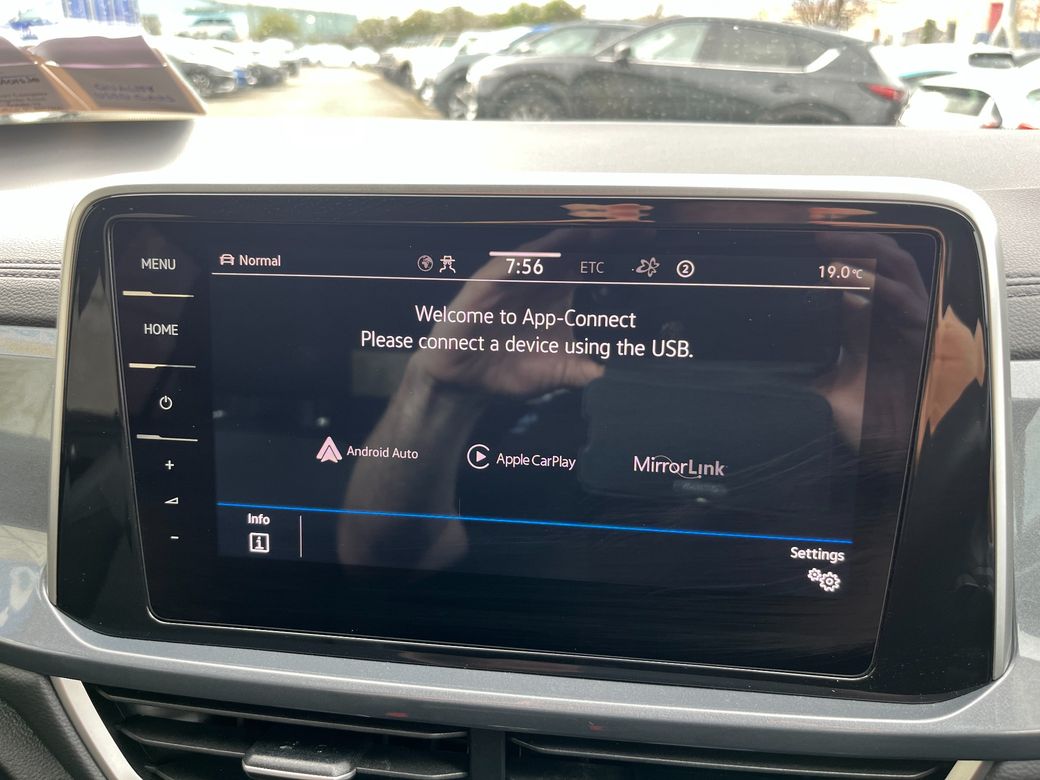 2023 Volkswagen T-Roc