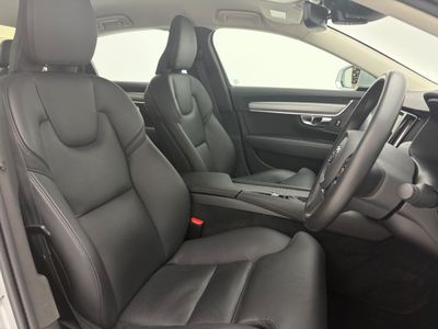 2021 Volvo S90