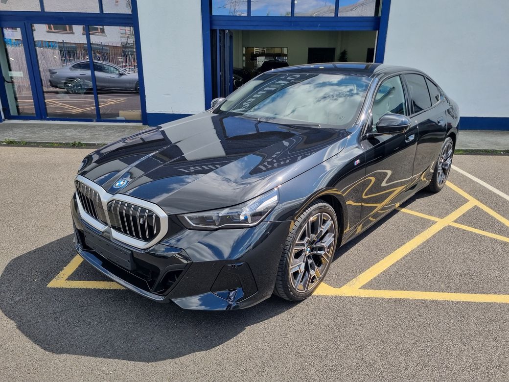2025 BMW i5