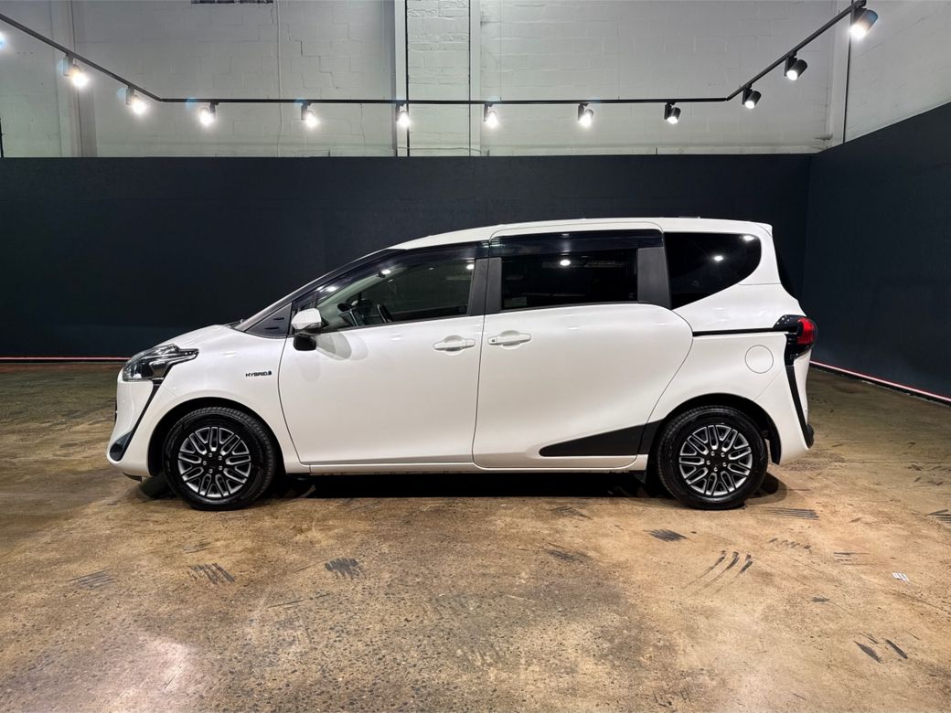 2020 Toyota Sienta