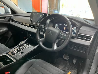 2023 Mitsubishi Outlander