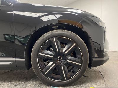 2027 Volvo EX60