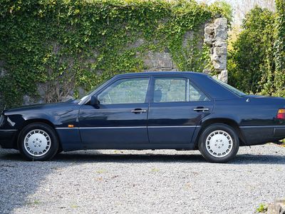 1991 Mercedes-Benz E 300