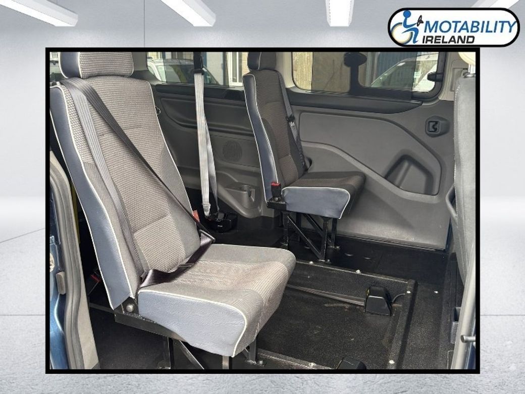 2020 Ford Tourneo