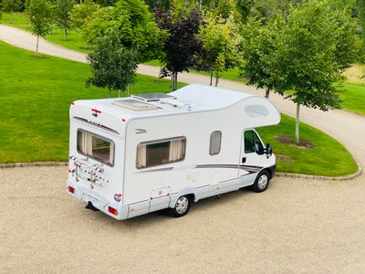 2006 SWIFT  SUNDANCE 590PR 