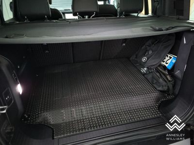 2023 Land Rover Defender