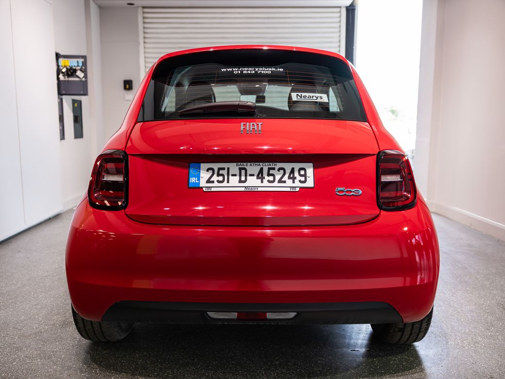 2025 Fiat 500e