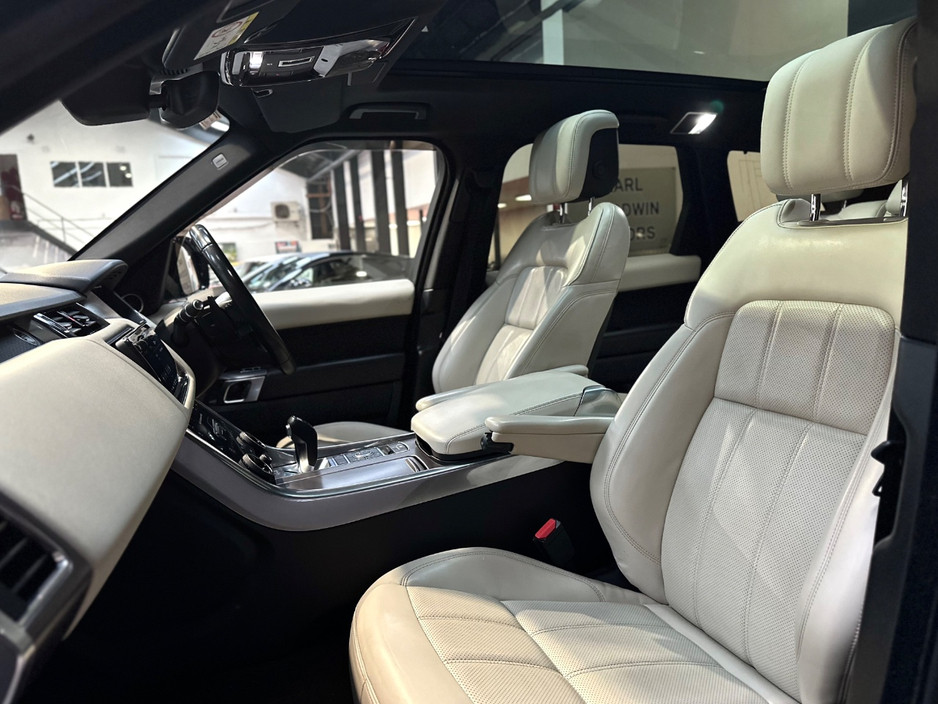 2020 Land Rover Range Rover Sport