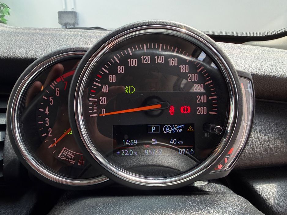 2019 Mini Hatch