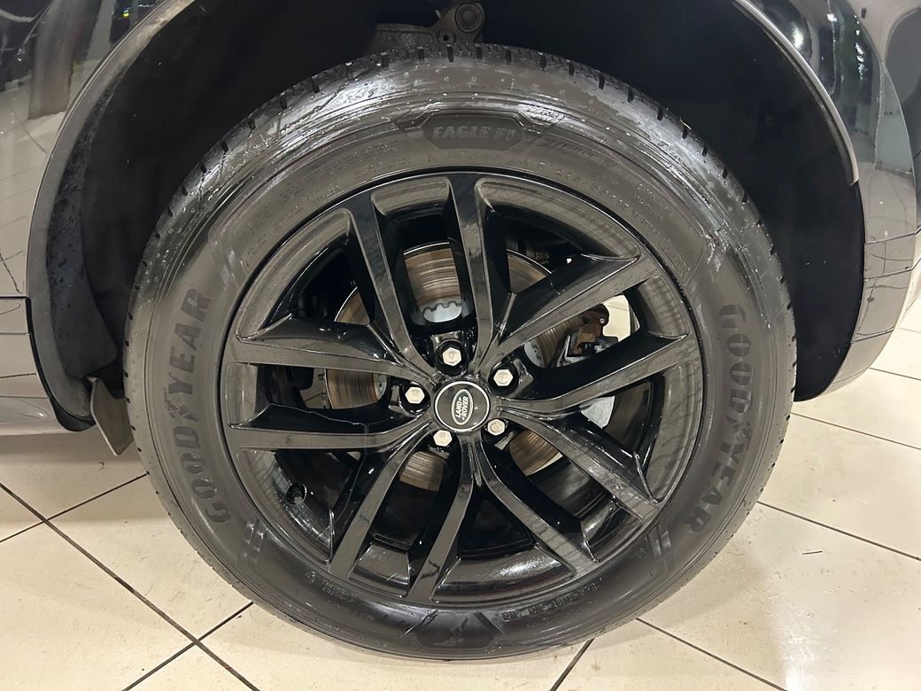 2025 Land Rover Range Rover Evoque