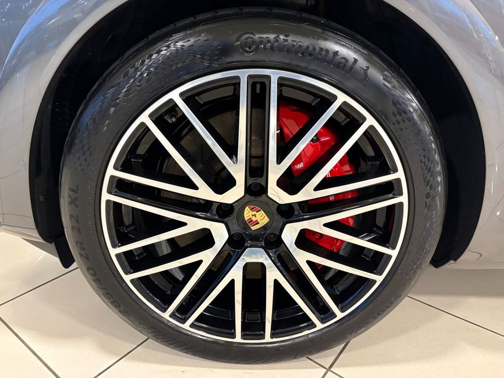 2024 Porsche Cayenne