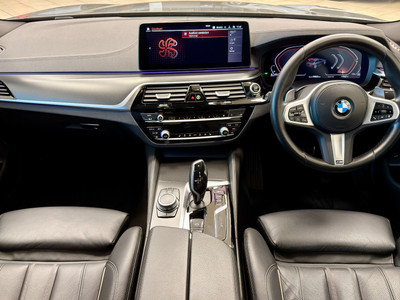 2022 BMW 5 Series