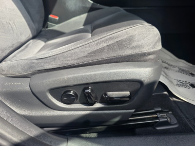 2023 Lexus UX 300e