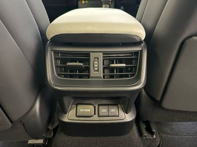 2023 Lexus ES 300h