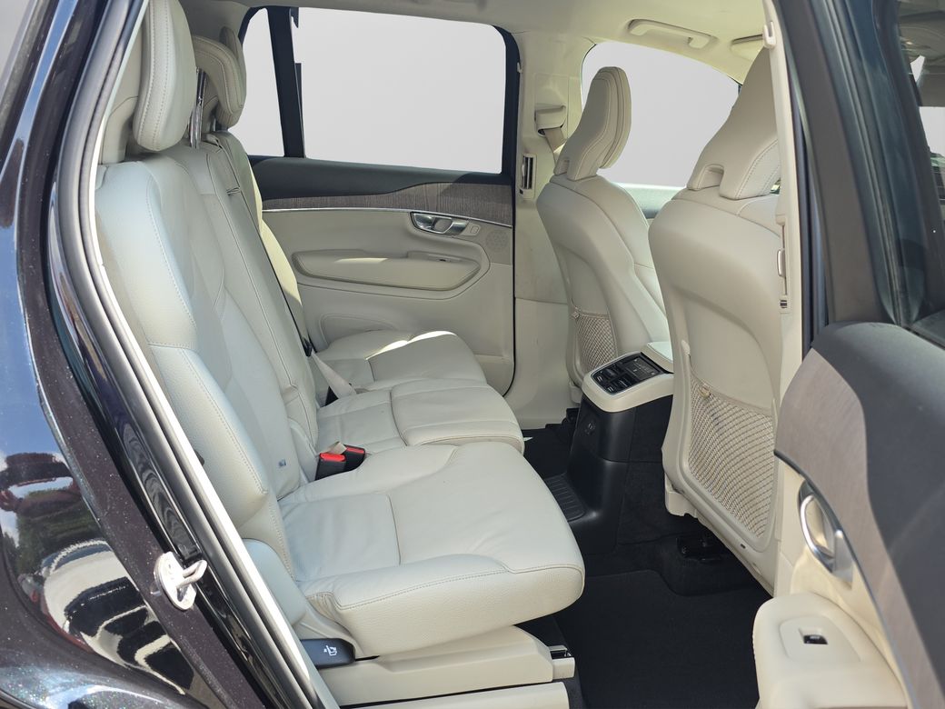2023 Volvo XC90