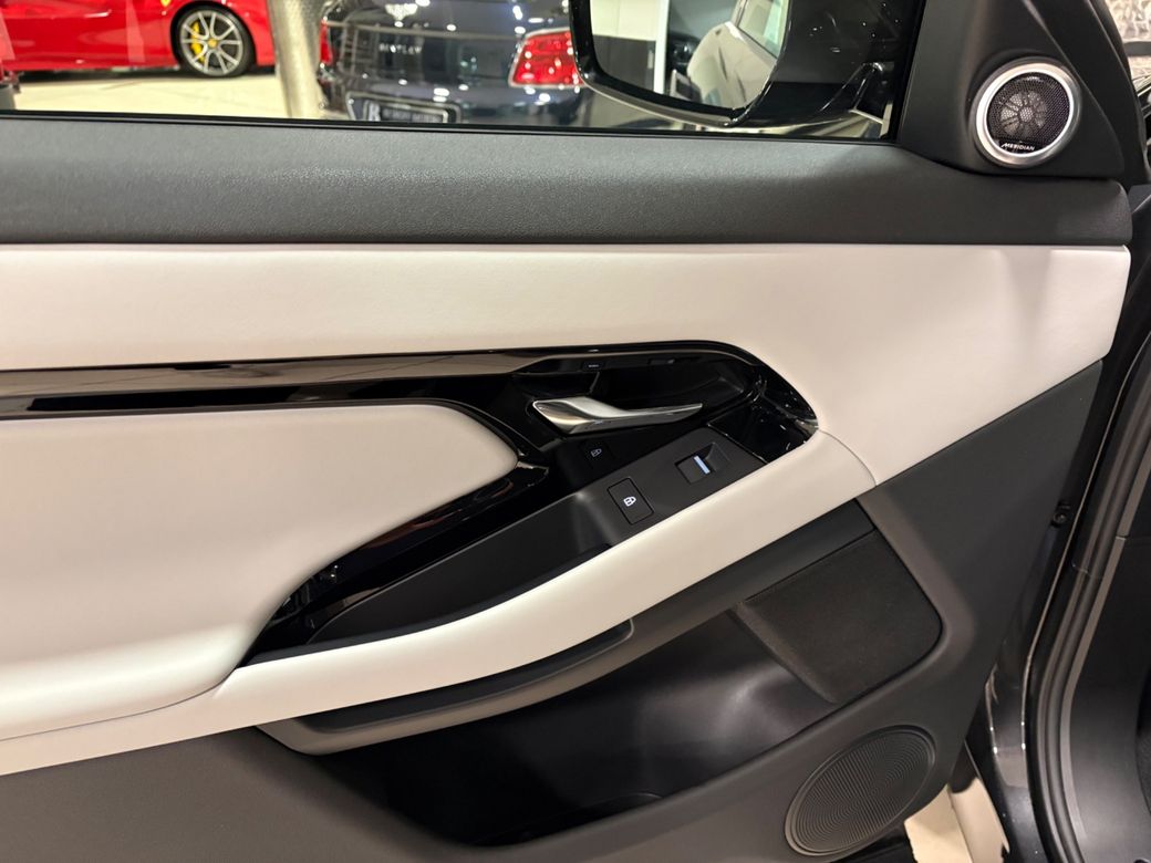 2026 Land Rover Range Rover Evoque