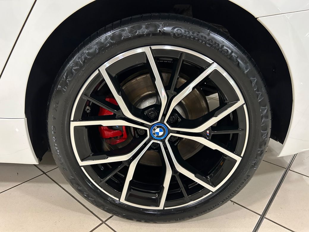 2022 BMW 5 Series