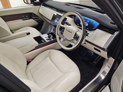 2025 Land Rover Range Rover