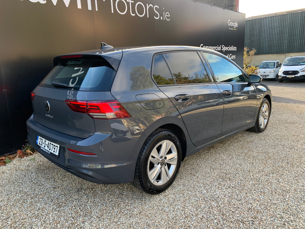 2023 Volkswagen Golf