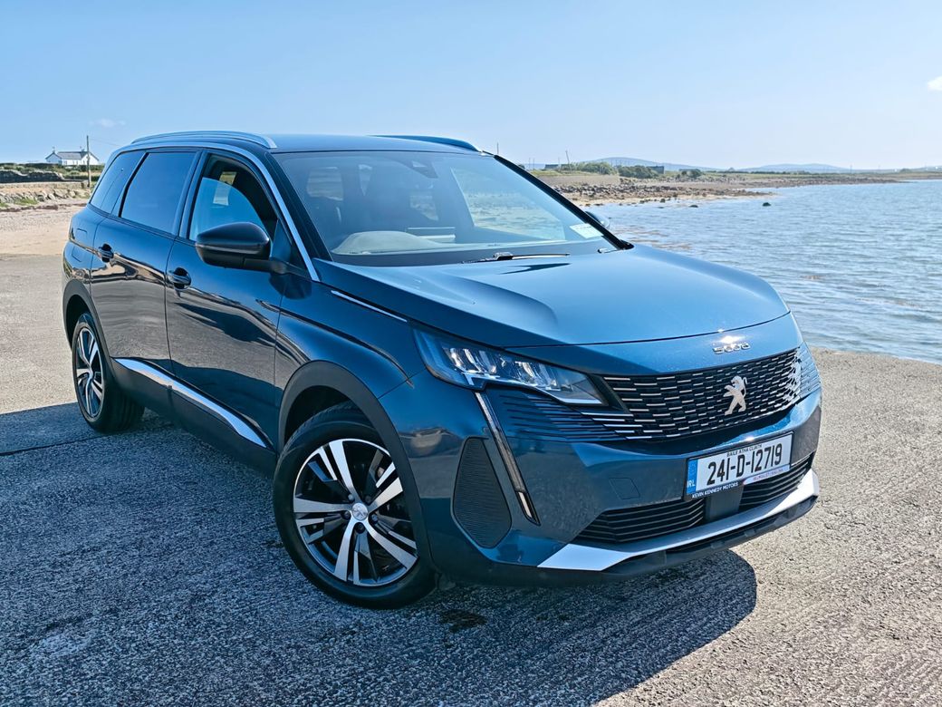 2024 Peugeot 5008