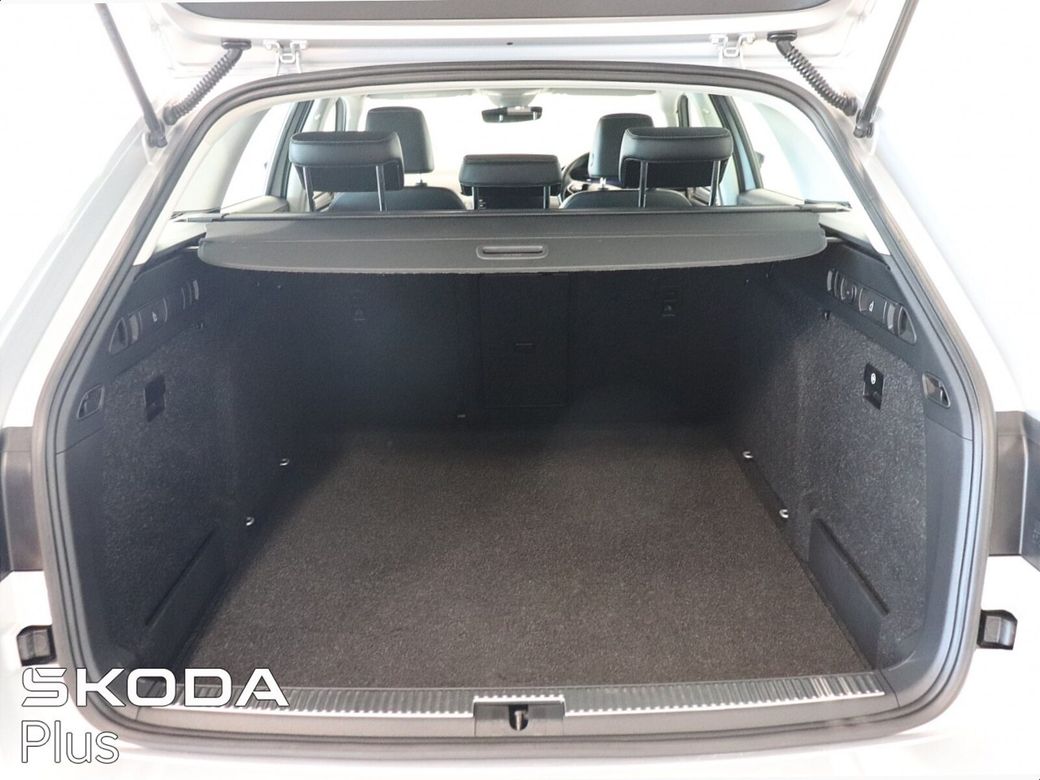 2023 Skoda Superb