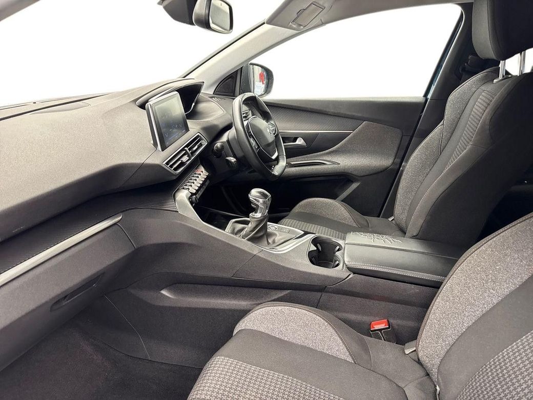 2021 Peugeot 3008