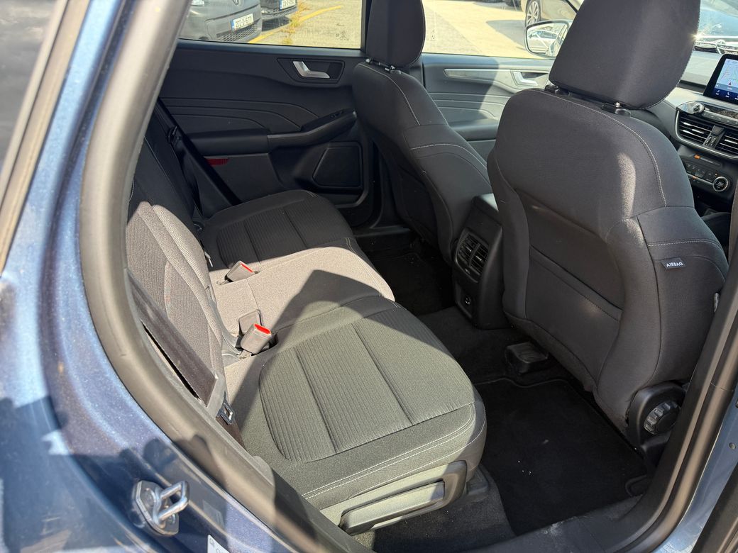 2022 Ford Kuga