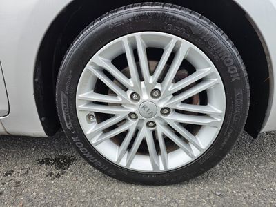 2018 Kia Carens