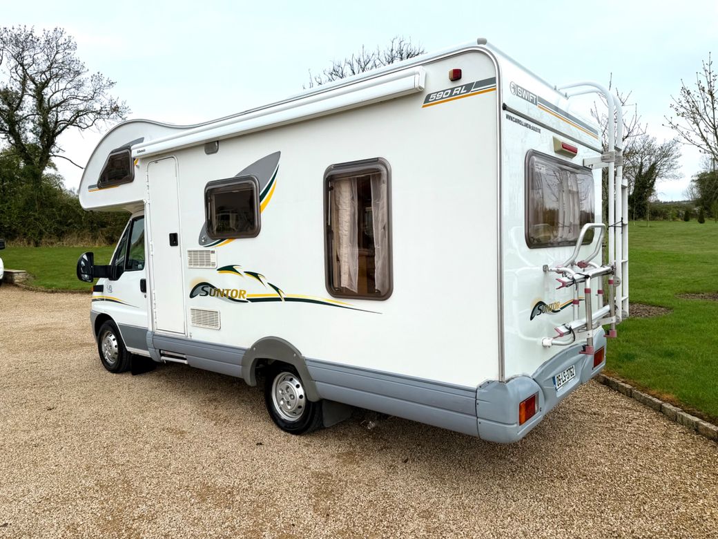 2005 SWIFT SUNTOR 590 RL R.H.D 