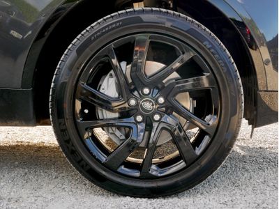 2023 Land Rover Discovery
