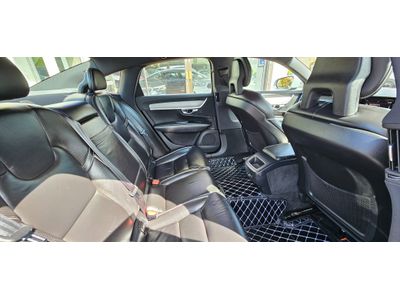 2017 Volvo S90