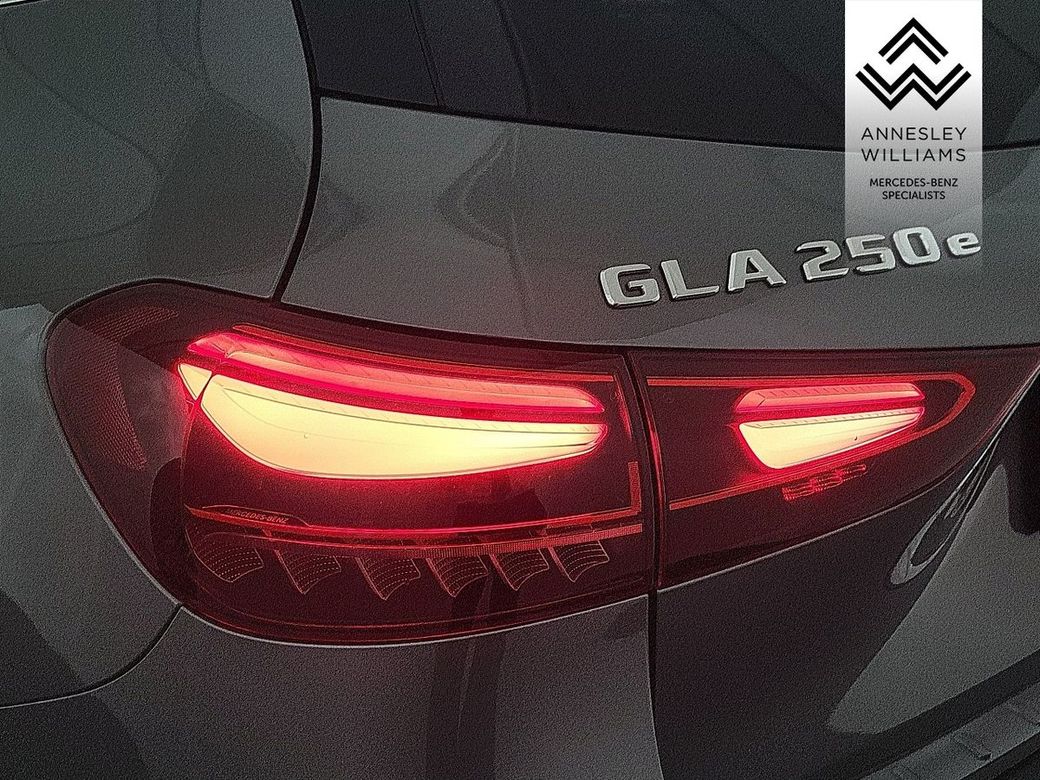 2025 Mercedes-Benz GLA Class