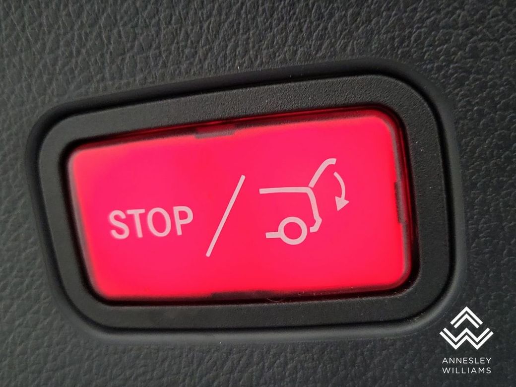 2025 Mercedes-Benz GLC Class