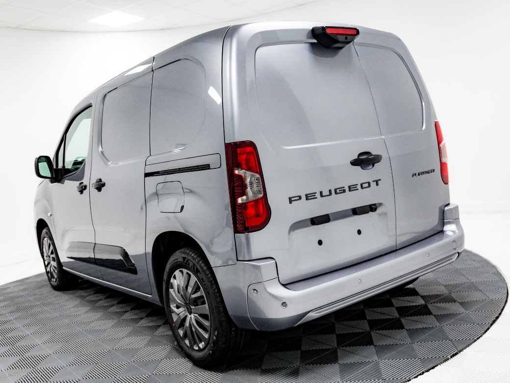 2026 Peugeot Partner